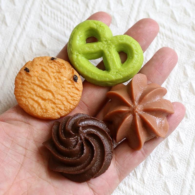 Rynx | Life-like Cookie Display Collection - 16 realistic replicas for bakery windows and photography