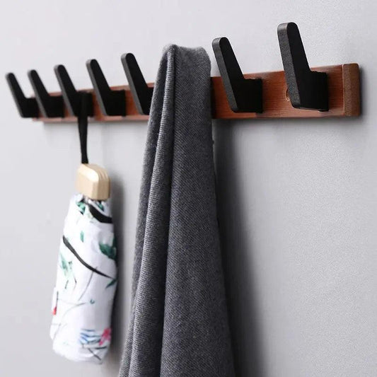 Rynx | Stylish wall coat rack made of solid wood for elegant home organization