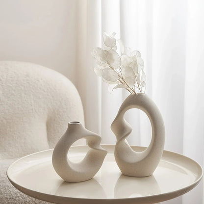 Rynx | FormaNova Ceramic Vase Set – Modern Asymmetrical Sculptural Vase Set