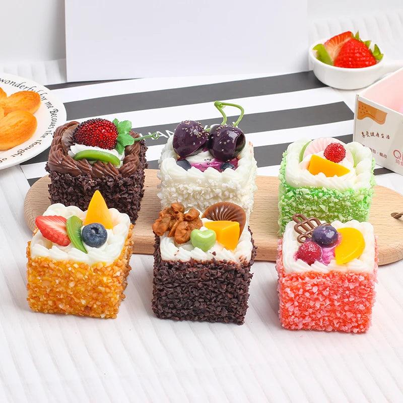 Rynx | 6-piece lifelike cupcake decoration set for food photography and gifts for children - Ideal for refrigerator display