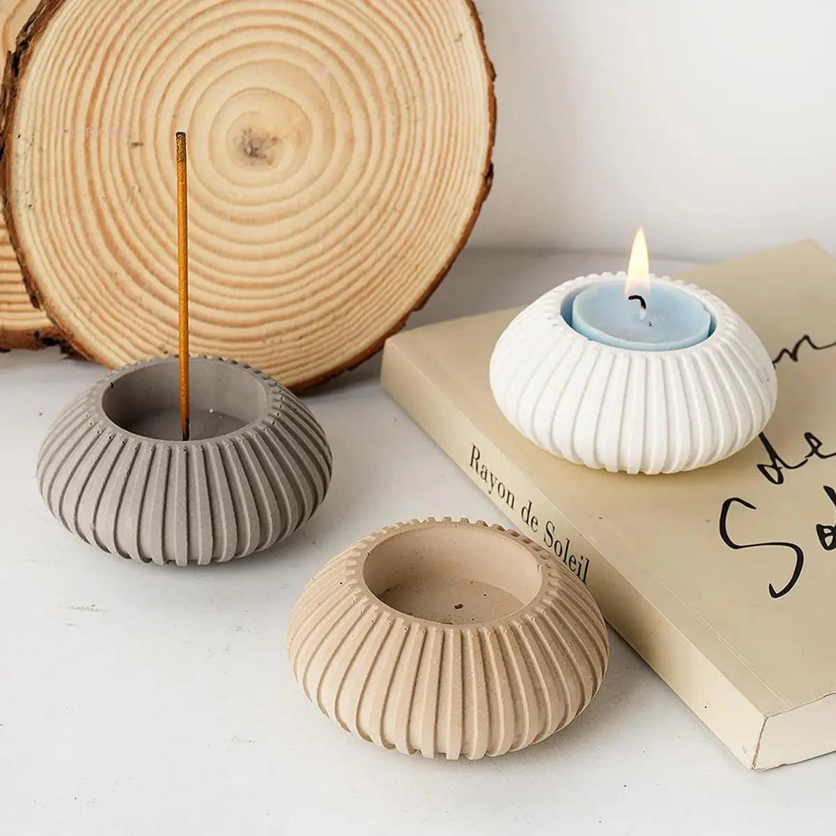 Rynx | Versatile round silicone mold for crafting personalized concrete candle holders and incense holders - Ideal for DIY home decor projects