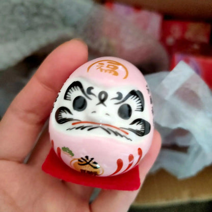Rynx | Charming Japanese Ceramic Lucky Cat Daruma Figurine for Home Decor and Gifts