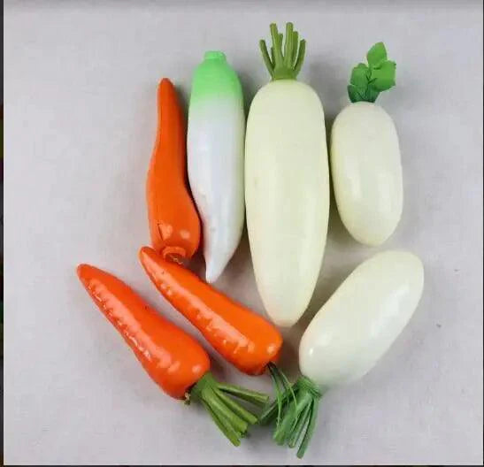 Rynx | Imaginative Vegetable Playset: 7 Realistic Radish and Carrot Models for Creative Learning