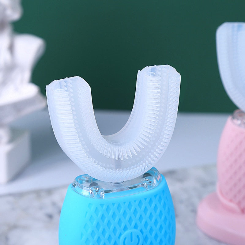 Rynx | Clean360 U-Shape Blue Light Tooth Cleaner