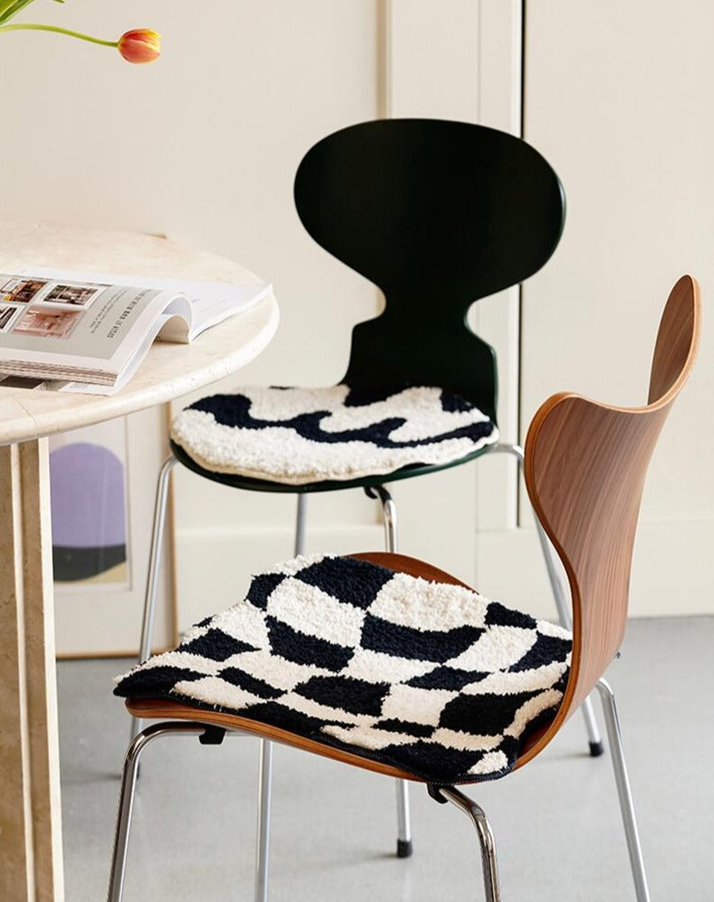 Rynx | Wavy Grid Seat Cushion