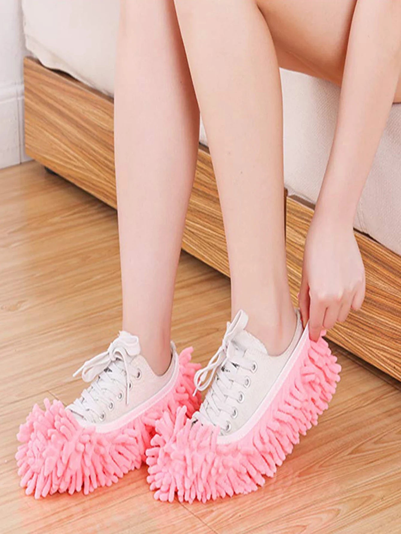 Rynx | 2PCS Chenille Dust Mop Slippers - Multi-Function Foot Socks Mop Caps for Effortless Floor Cleaning