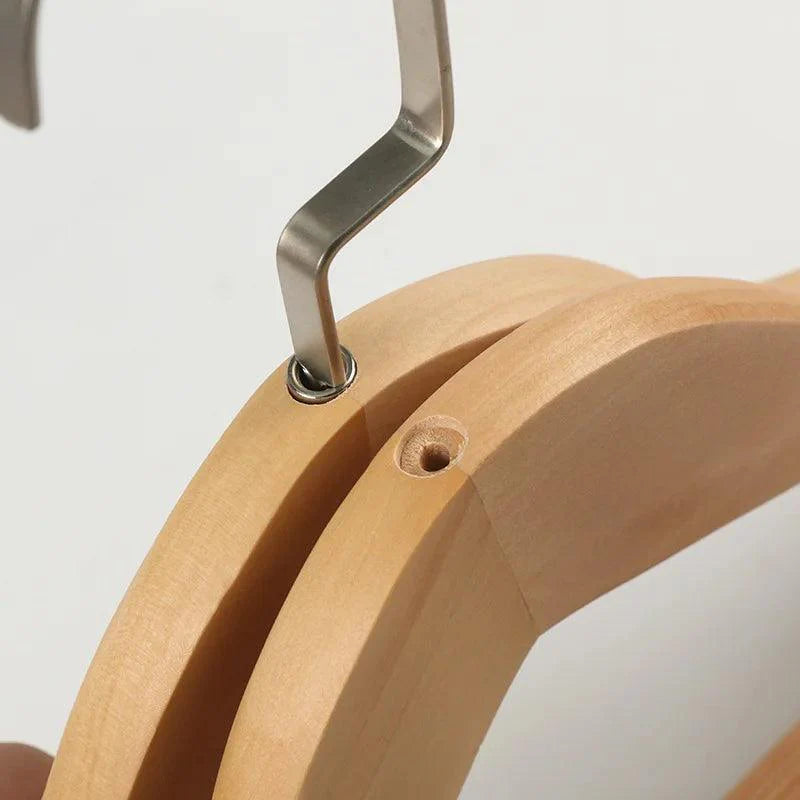 Rynx | Elegant wooden hangers made of solid wood - Premium clothing storage solution