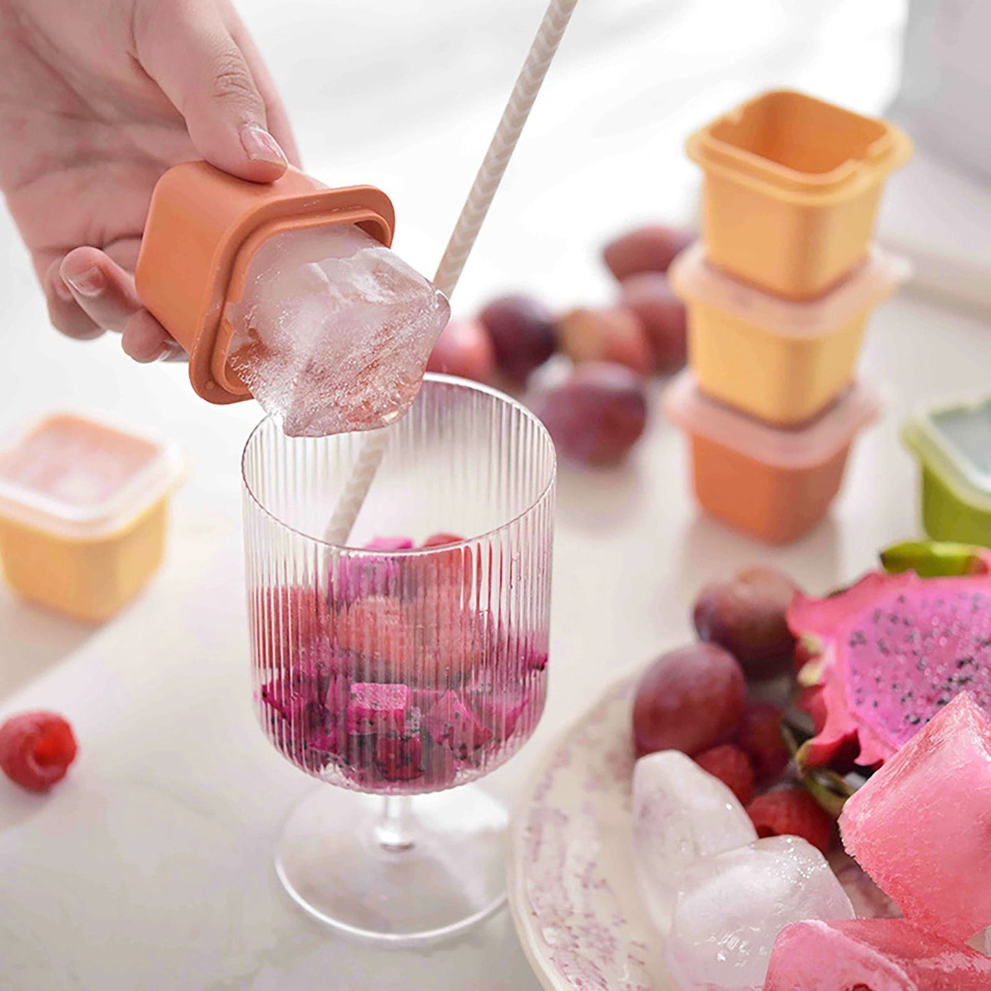 Rynx | Stackable Ice Cube Maker Set