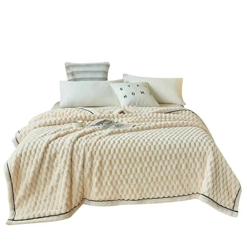 Rynx | Ivory Blowing Blanket