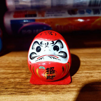 Rynx | Charming Japanese Ceramic Lucky Cat Daruma Figurine for Home Decor and Gifts
