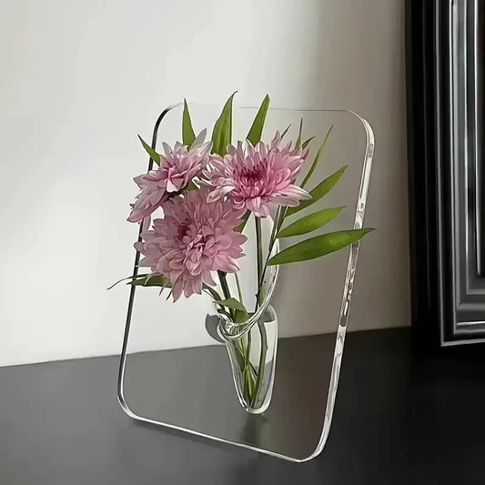 Rynx | Crystal Flow Built-In Tube Vase
