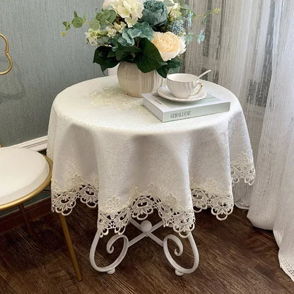 Rynx | Lace Dreams Tablecloth