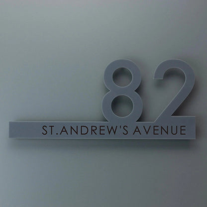 Rynx | Personalized elegant acrylic house number sign - modern and weatherproof