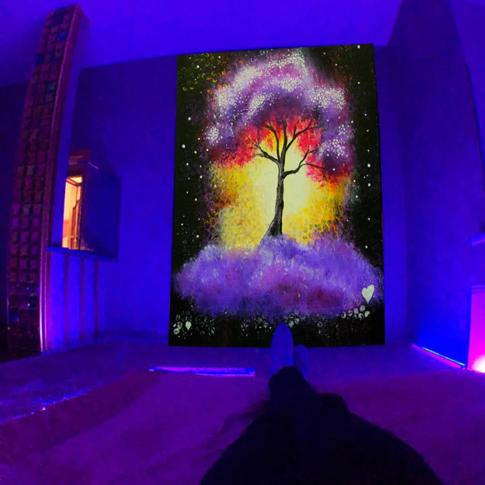 Rynx | Mushroom Glow Wall Carpet