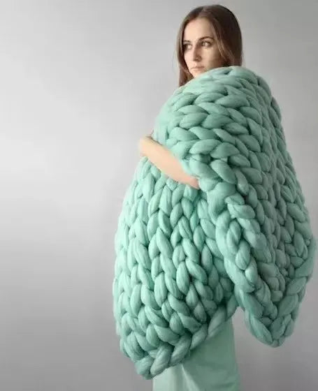 RYNX | Chunky Knit Blanket – Cozy Wool Blanket For Every Room – Soft & Warm – Perfect For Sofa And Bed