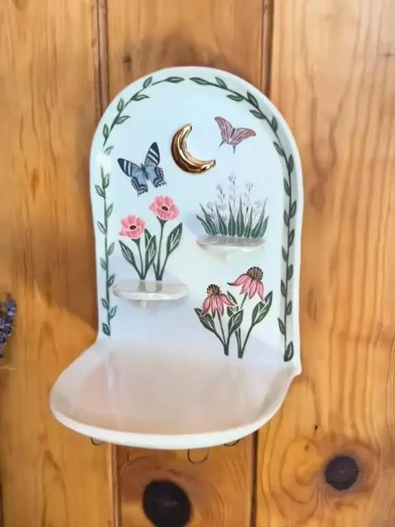 Rynx | Sacred Floral Jewelry Altar – A Place of Calm and Significance