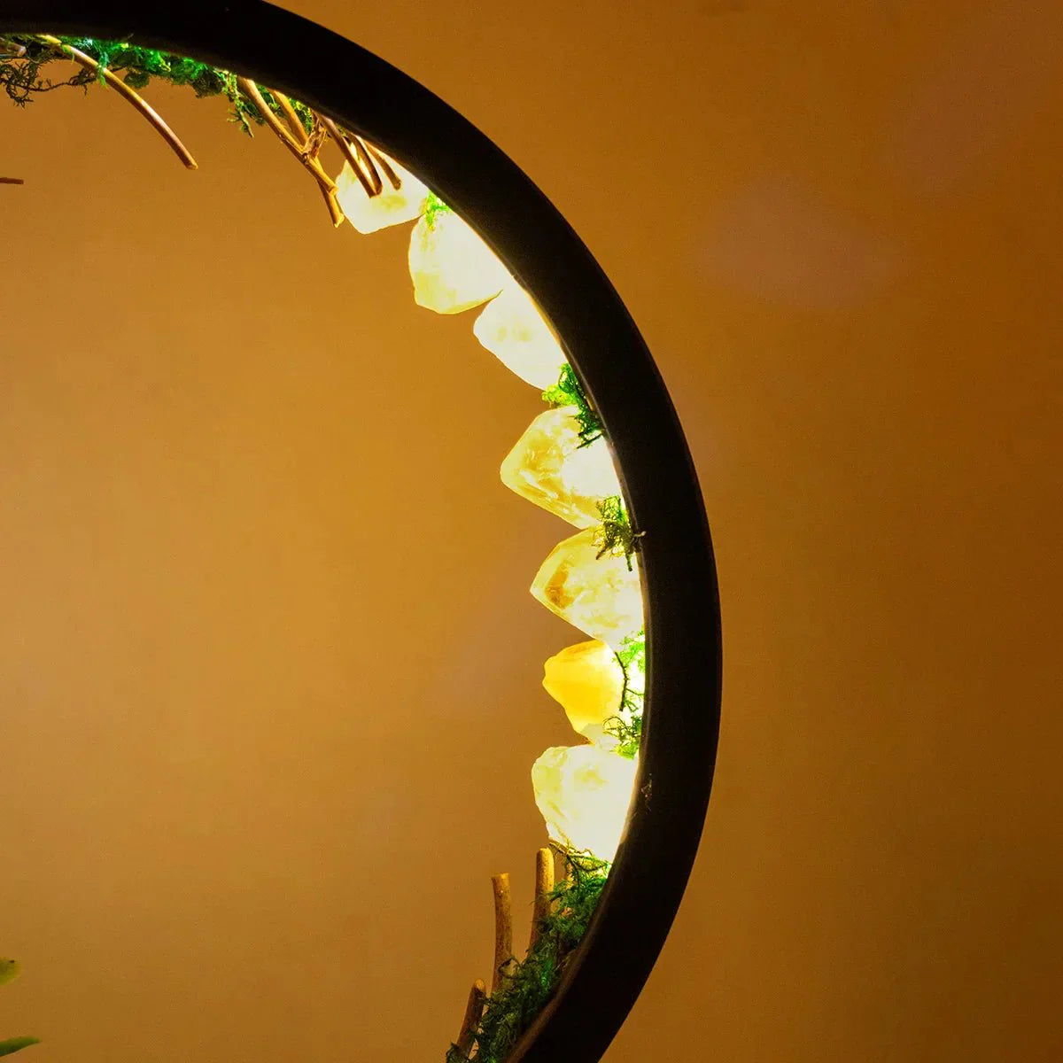 Rynx | elegant - Round frame - Green crystals - Chic decoration