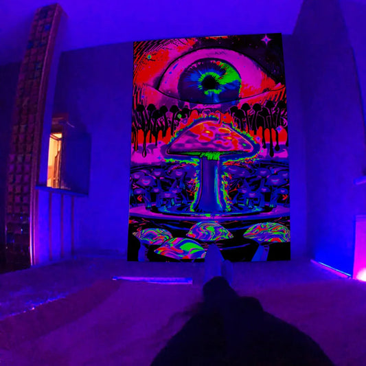 Rynx | Mushroom Glow Wall Carpet