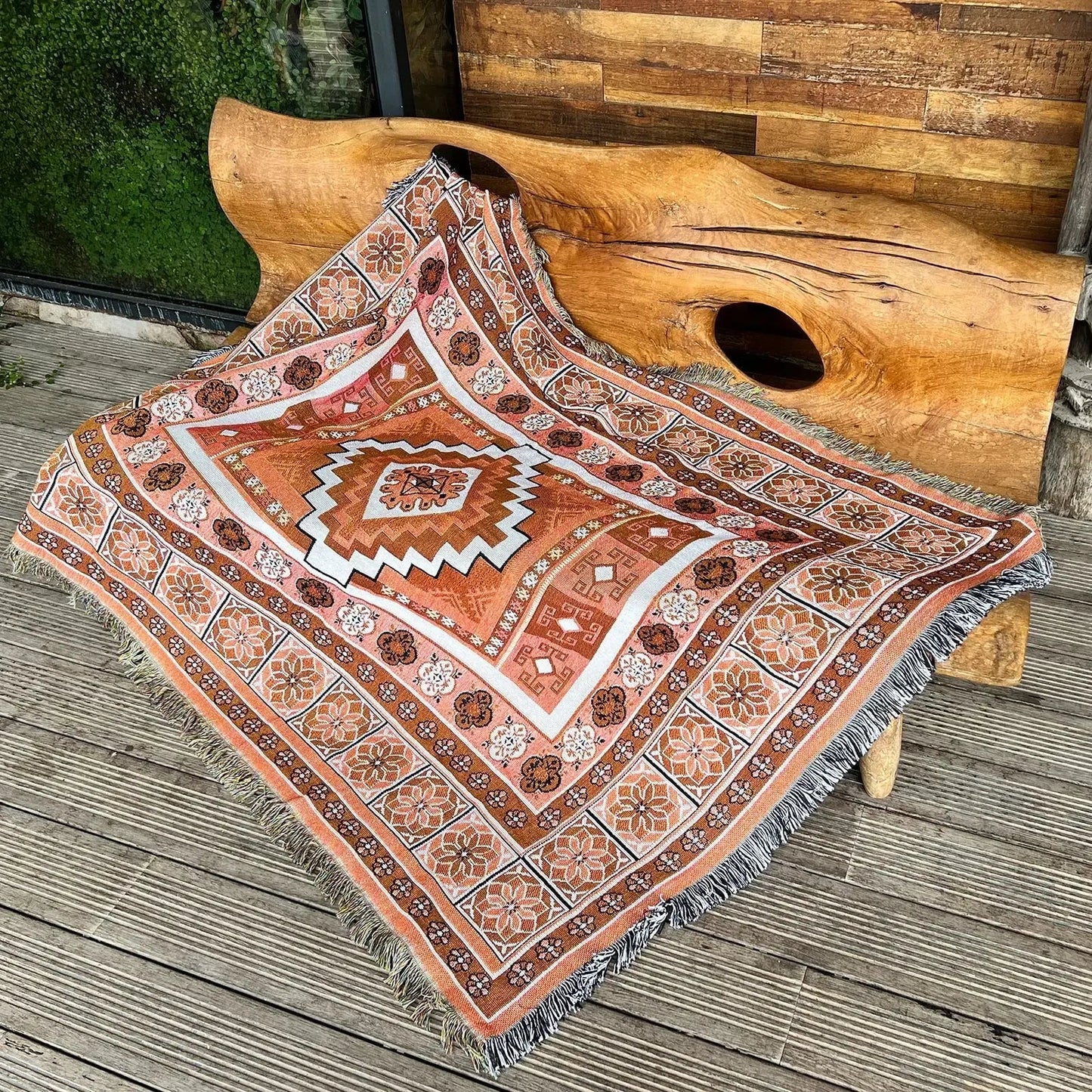 Rynx | Bee & Eyes Garden Blanket