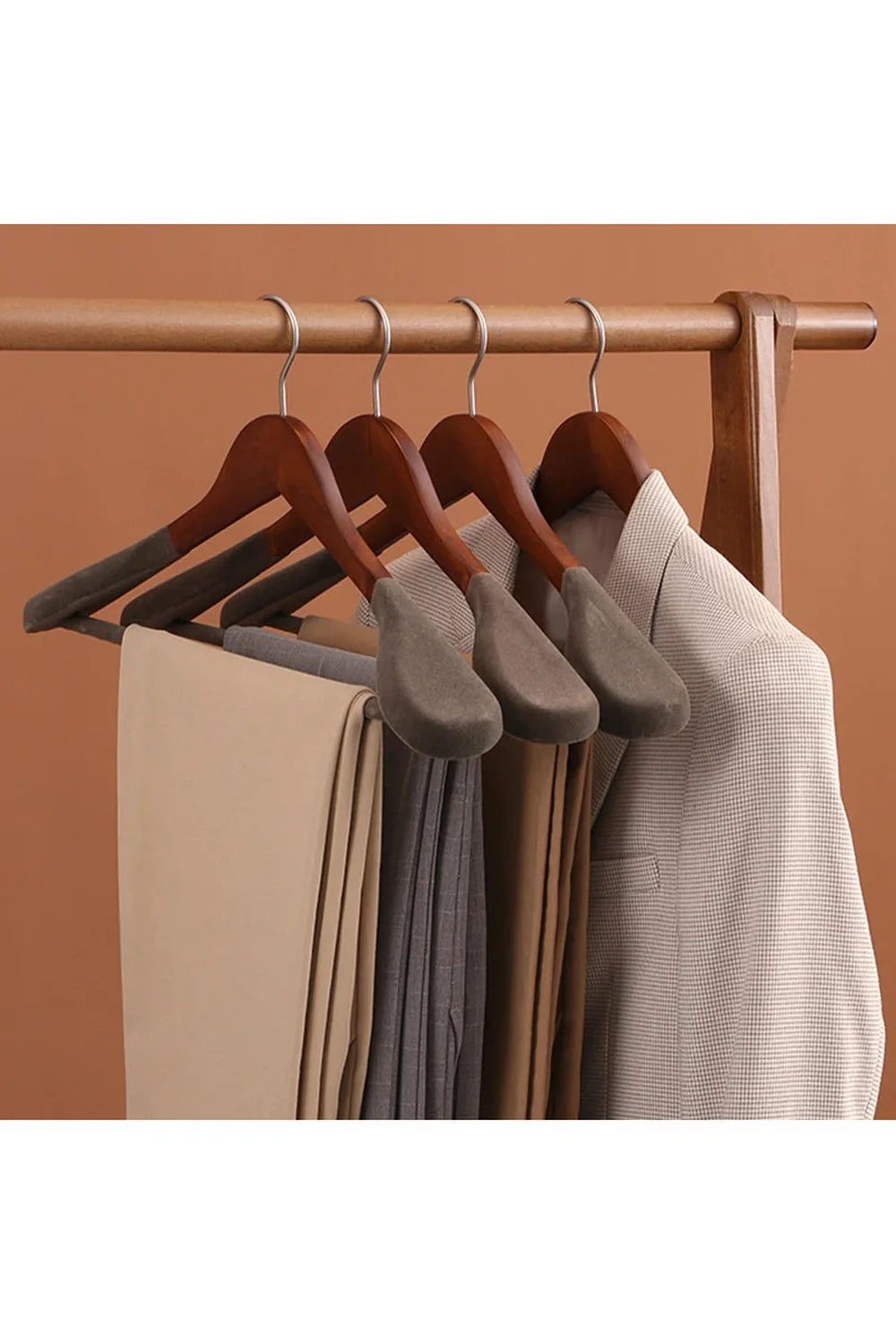 Rynx | Walnut Suit Hanger