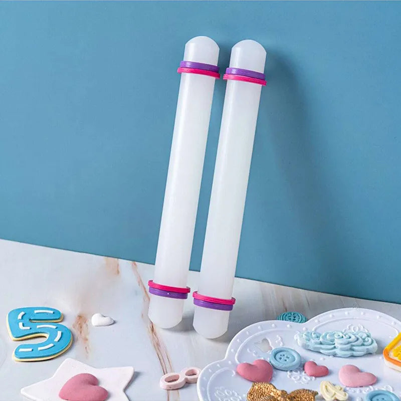 Rynx | 22cm Plastic Rolling Pin - Non-Stick Surface, Ideal for Cake & Sugar Dough, Kitchen Baking Tool