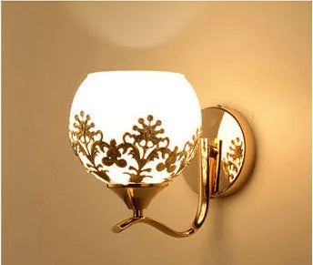 Rynx | CrystalLuxe - LED Wall Lamp Gold Bedroom & Living Room Mood Lighting