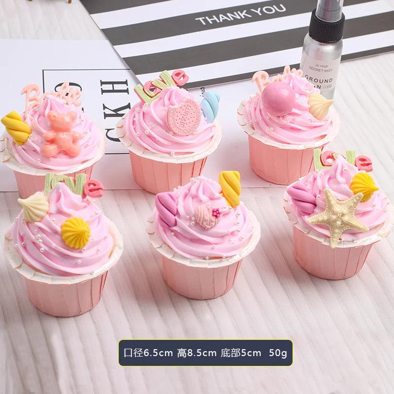 Rynx | 6-piece lifelike cupcake decoration set for food photography and gifts for children - Ideal for refrigerator display