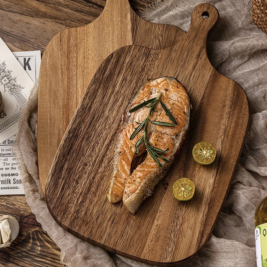 Rynx | ChopMaster - Elegant wooden cutting board for versatile use in the kitchen