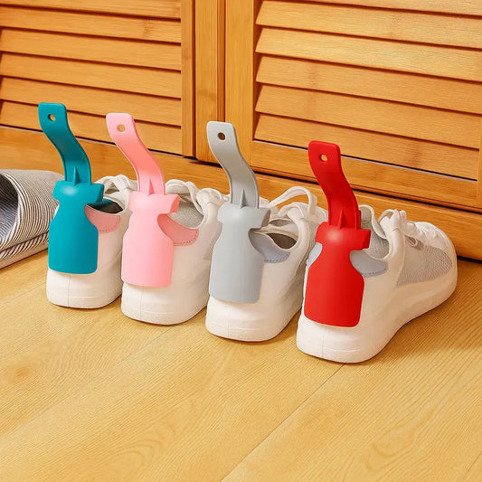 Rynx | Shoe horn with holding clip – Ideal for seniors, children & pregnant women