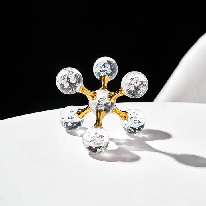 Rynx | Helix Crystal Molecule Decor