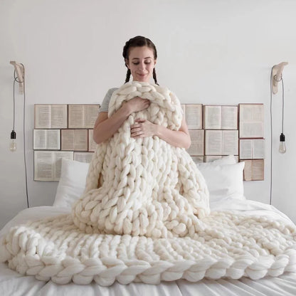 RYNX | Chunky Knit Blanket – Cozy Wool Blanket For Every Room – Soft & Warm – Perfect For Sofa And Bed