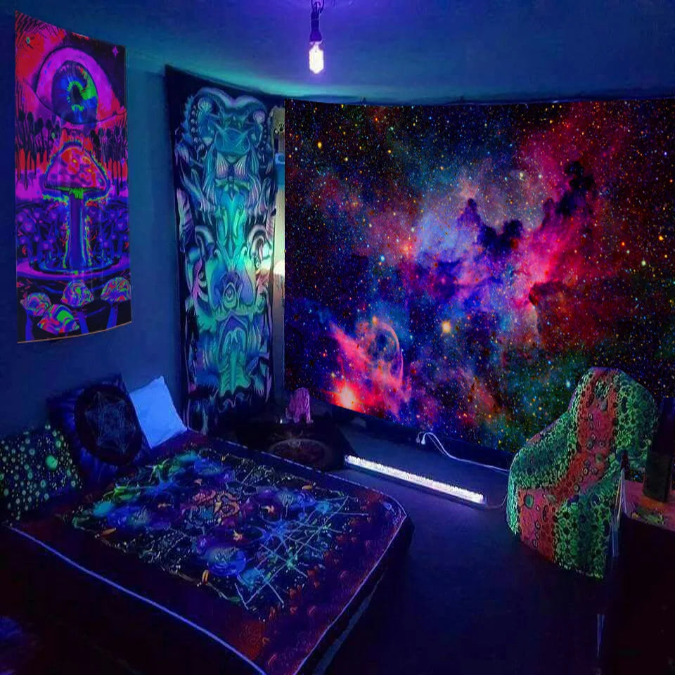 Rynx | Mushroom Glow Wall Carpet