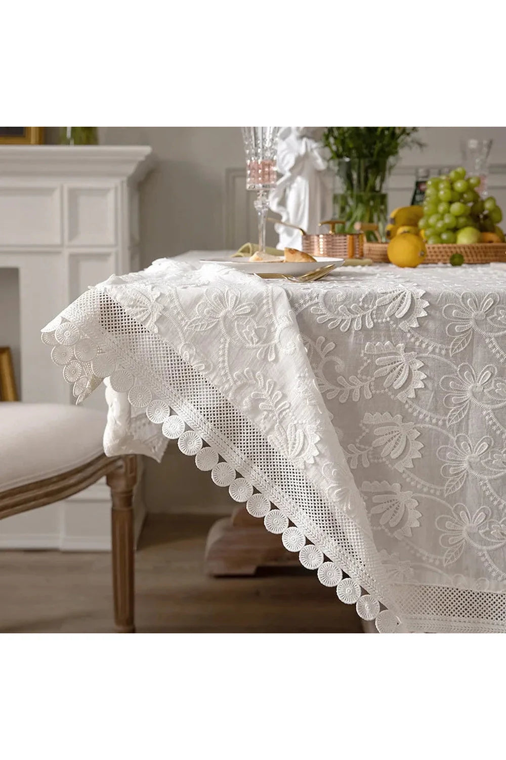 Rynx | Lace Elegance Tablecloth