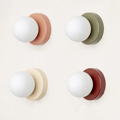 Rynx | LumiGlobe - Modern wall lamp with glass block in Mid-Century style