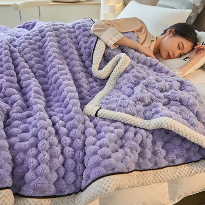 Rynx | Ivory Blowing Blanket