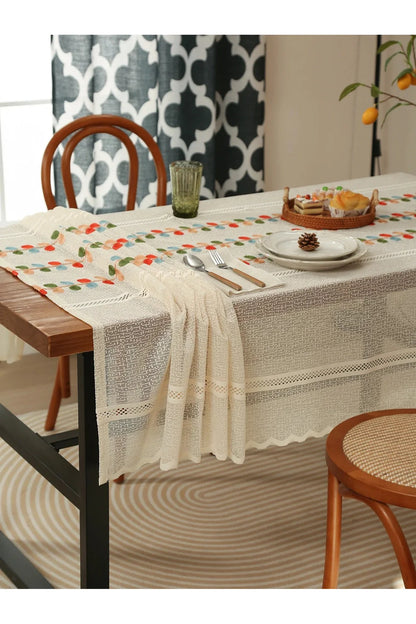 Rynx | Garden lace tablecloth