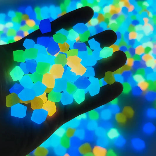 Rynx | Self-luminous stones – For creative garden design & decoration in the house