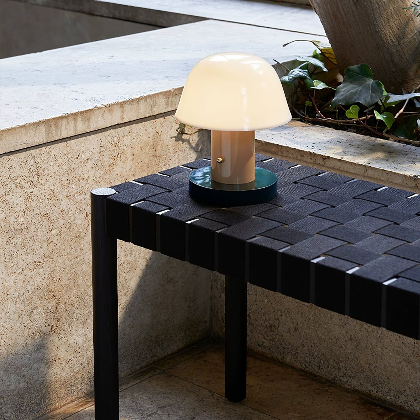 Rynx | Touch Charge Mushroom Lamp