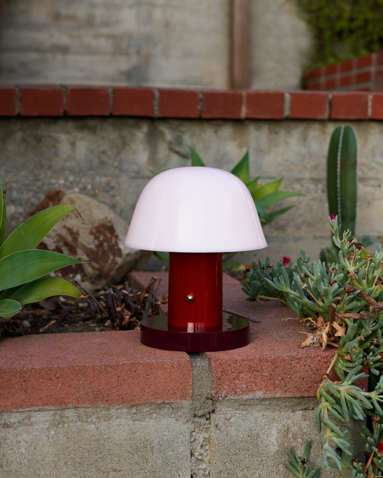 Rynx | Touch Charge Mushroom Lamp