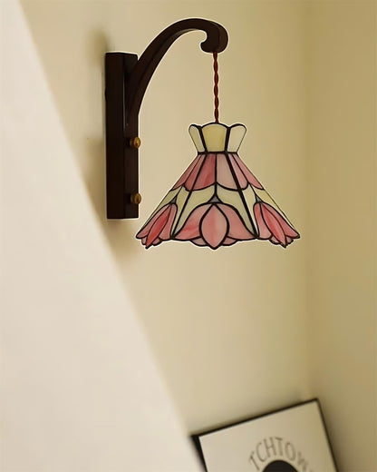 Rynx | Serena Tiffany Plug In Wall Lamp