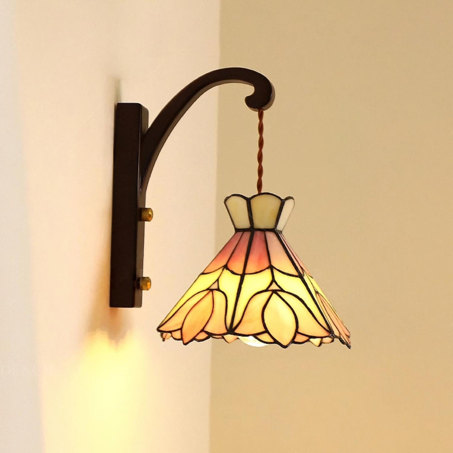 Rynx | Serena Tiffany Plug In Wall Lamp