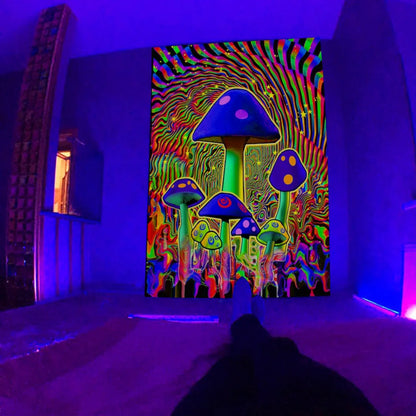 Rynx | Mushroom Glow Wall Carpet