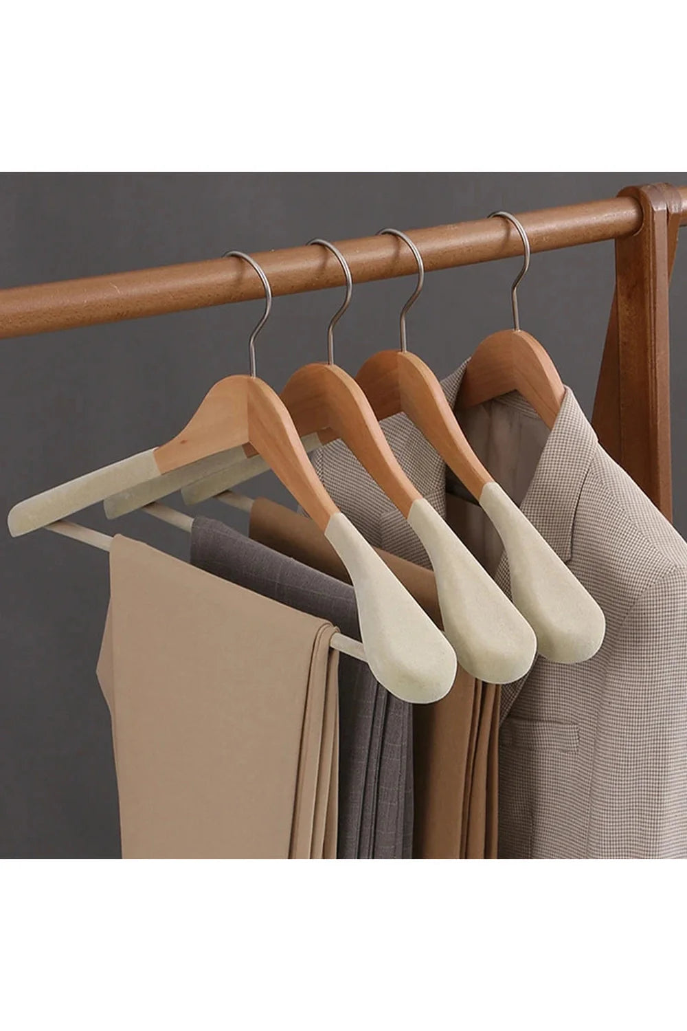 Rynx | Walnut Suit Hanger