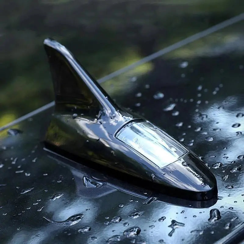 Rynx | Shark Fin Solar-Warning Light for Car