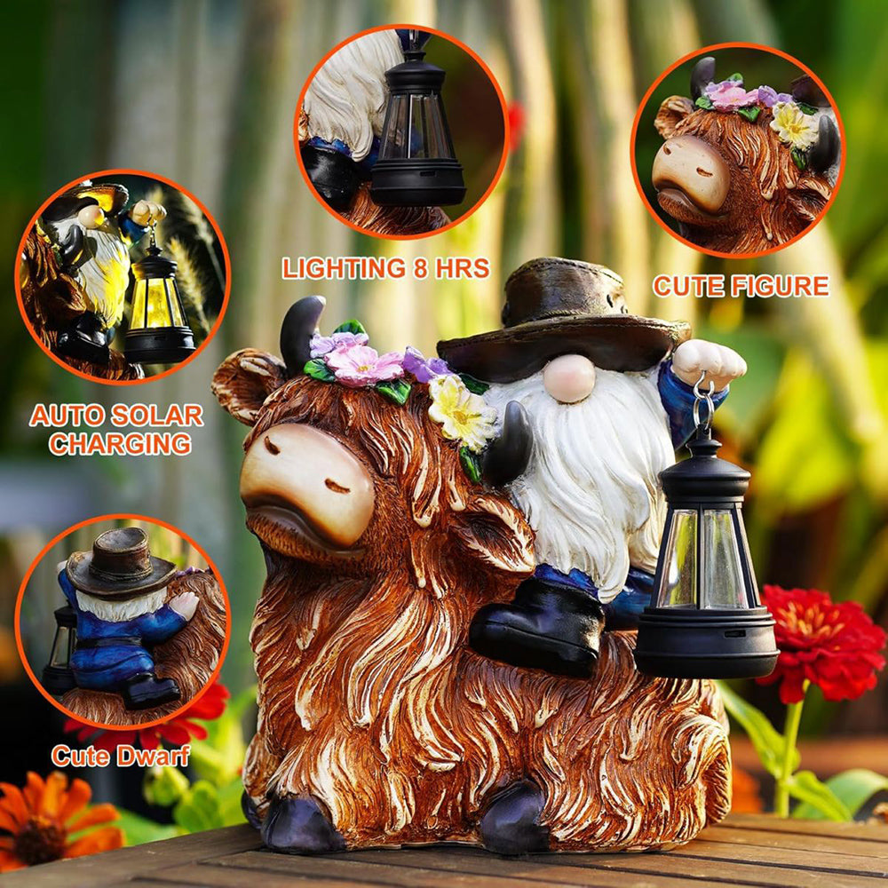 Rynx | Solar-powered highland cow garden statue
