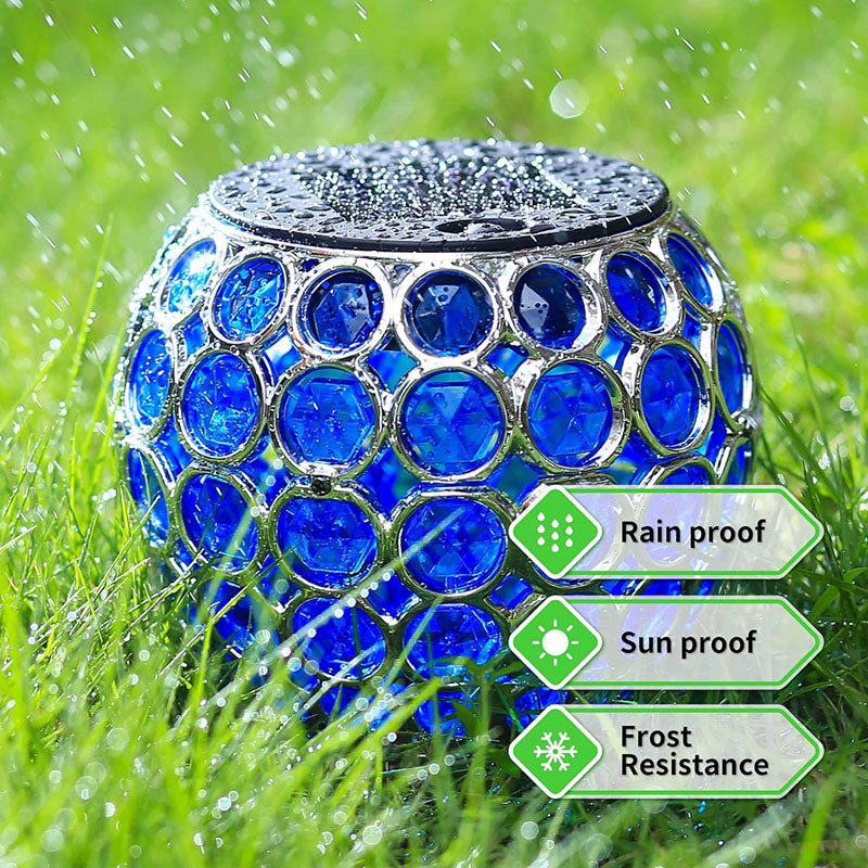 Rynx | Solar-powered mosaic lantern with LED garden lighting