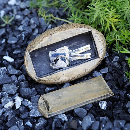Rynx | Stone Key Hideaway – Discreet, weatherproof & ideal for the garden
