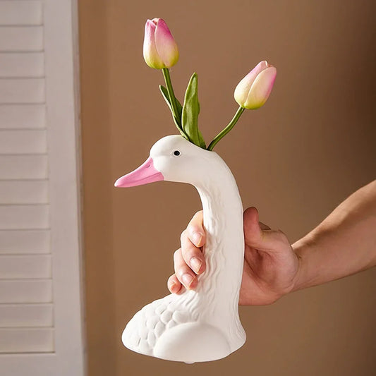 Rynx | Swan Head Vase