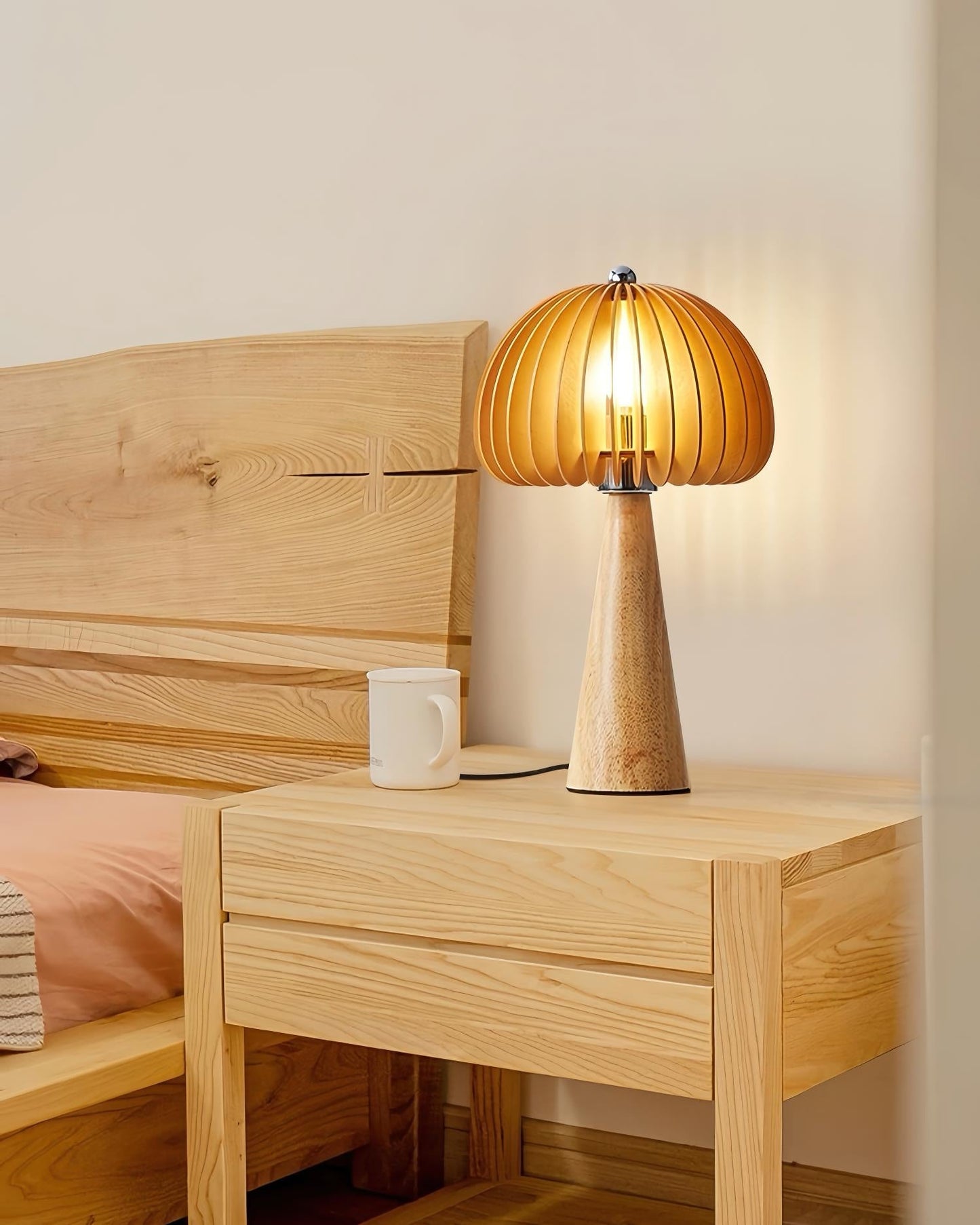 Rynx | Sylora Table Lamp