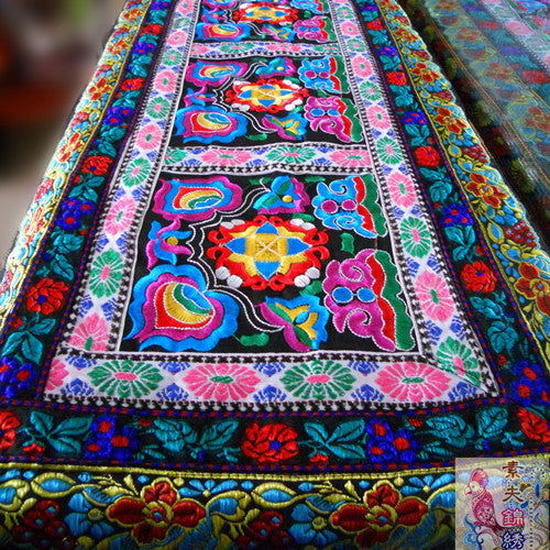 Rynx | National Bar Cloth Decorative Embroidery Cloth Window Throw Sofa Cover Carpet
